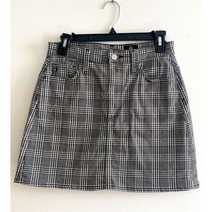 AG Adriano Goldschmied miniskirt, size 27